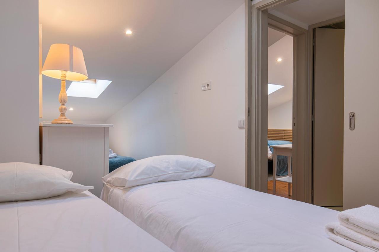 Condessa 2Bdr Duplex By Lovelystay Lisboa Exteriér fotografie